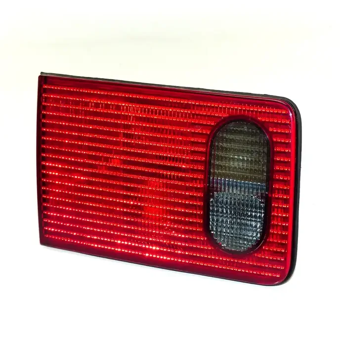 Audi A8 4D D2 94-03 Heckleuchte innen links Schlussleuchte Rücklicht 4D0945093C