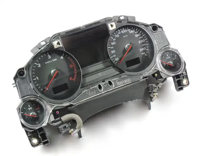 Audi A8 4E Kombiinstrument 4E0920930F Kombigerät Tacho Diesel MFA 3,0TDI 4,0TDI