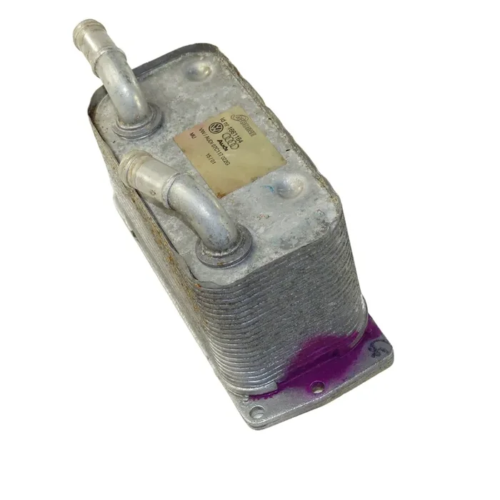 Audi A8 S8 4D 6,0L W12 AZC Ölkühler 07C117022G Wärmetauscher Motor