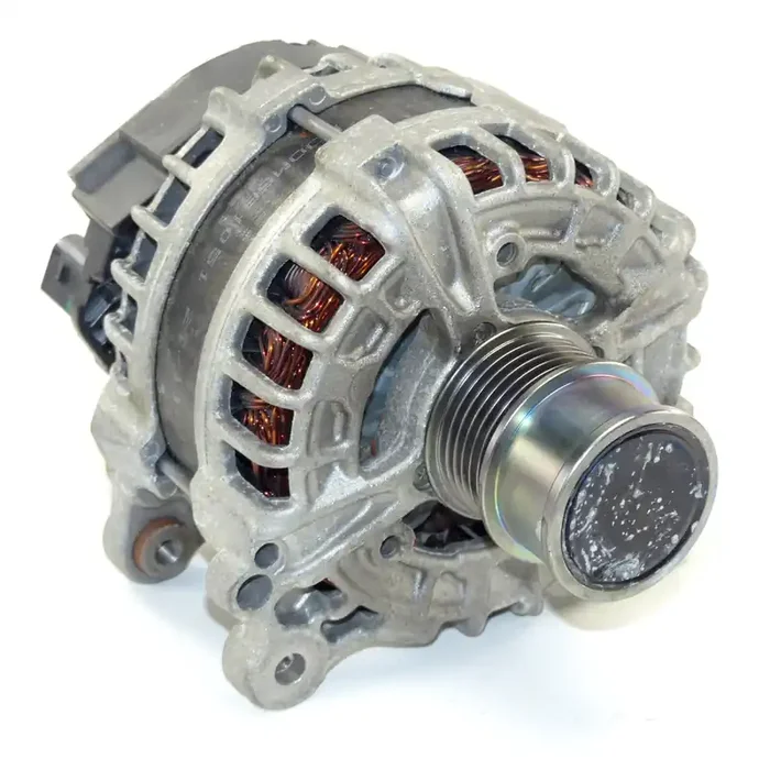 Bosch Lichtmaschine Generator 180A 04E903021P VW Passat B8 Golf 7 Sharan 7N Skoda Suberb 3V