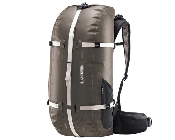 Ortlieb Atrack – 35 Liter wasserdichter Rucksack | dark sand