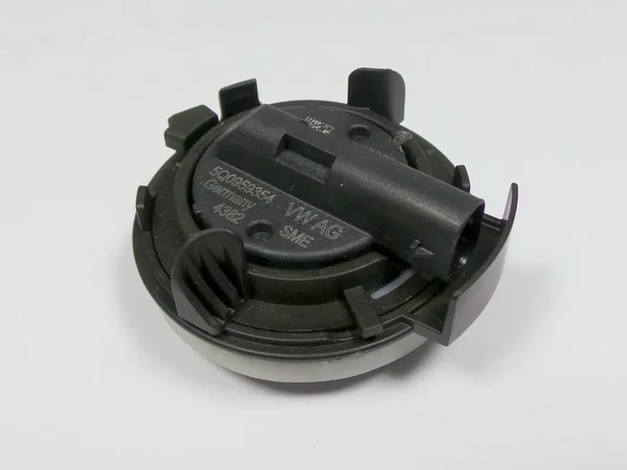 VW Golf 7 VII Audi A3 8V Sensor Airbag Crash Crashsensor vorn 5Q0959354