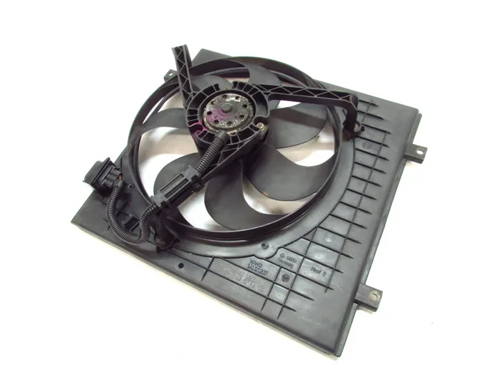 VW Golf IV 4 Bora Elektrolüfter Lüftermotor Kühlerlüfter Lüfterring Lüfterzarge